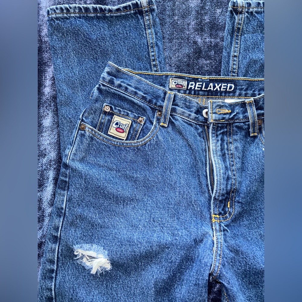 90s distressed cruel girl jeans size 4